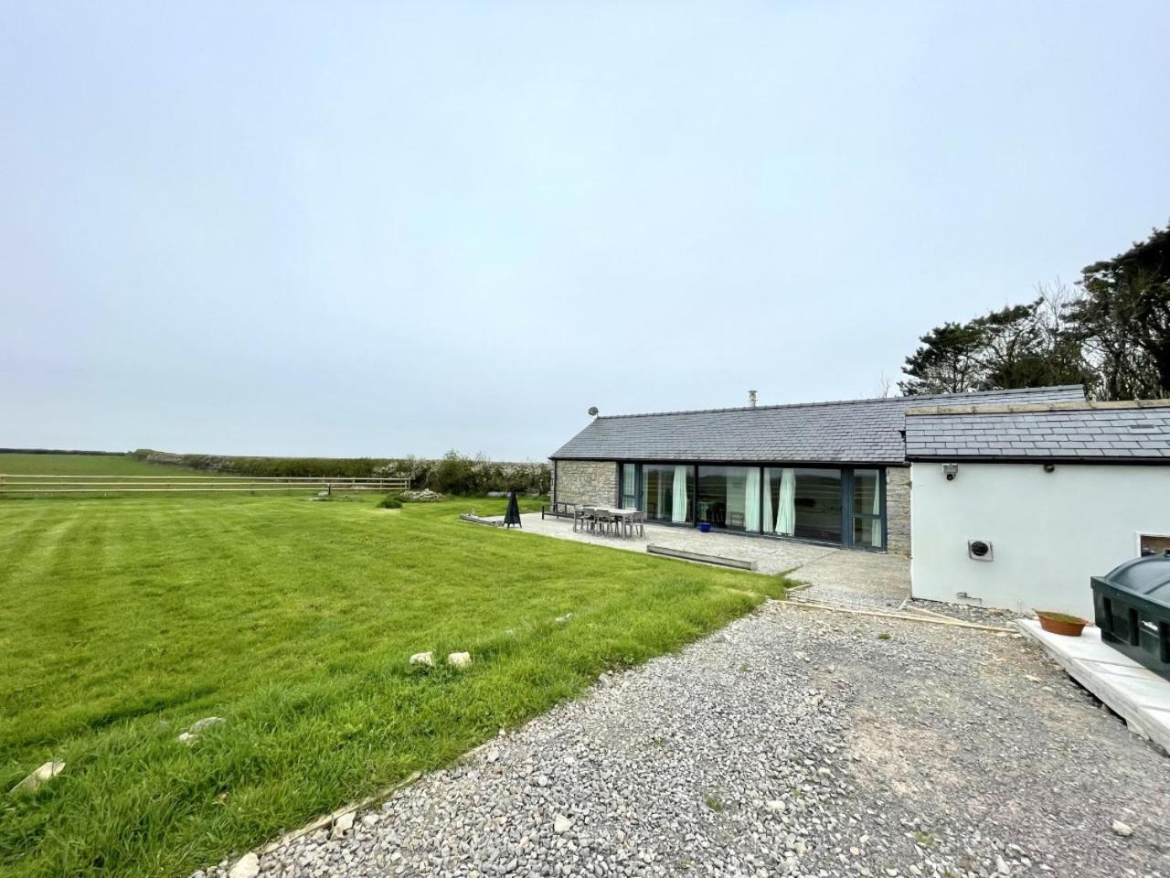 Cosy Barn With Views In Wick Vale Of Glamorgan المظهر الخارجي الصورة